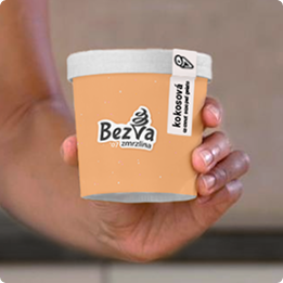 Predná strana misky na balenú zmrzlinu s logom zmrzliny Bezva zmrzlina a štíto s príchuťou
